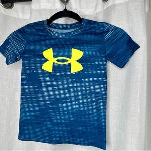 Youth under armour compression shirt size 4T blues